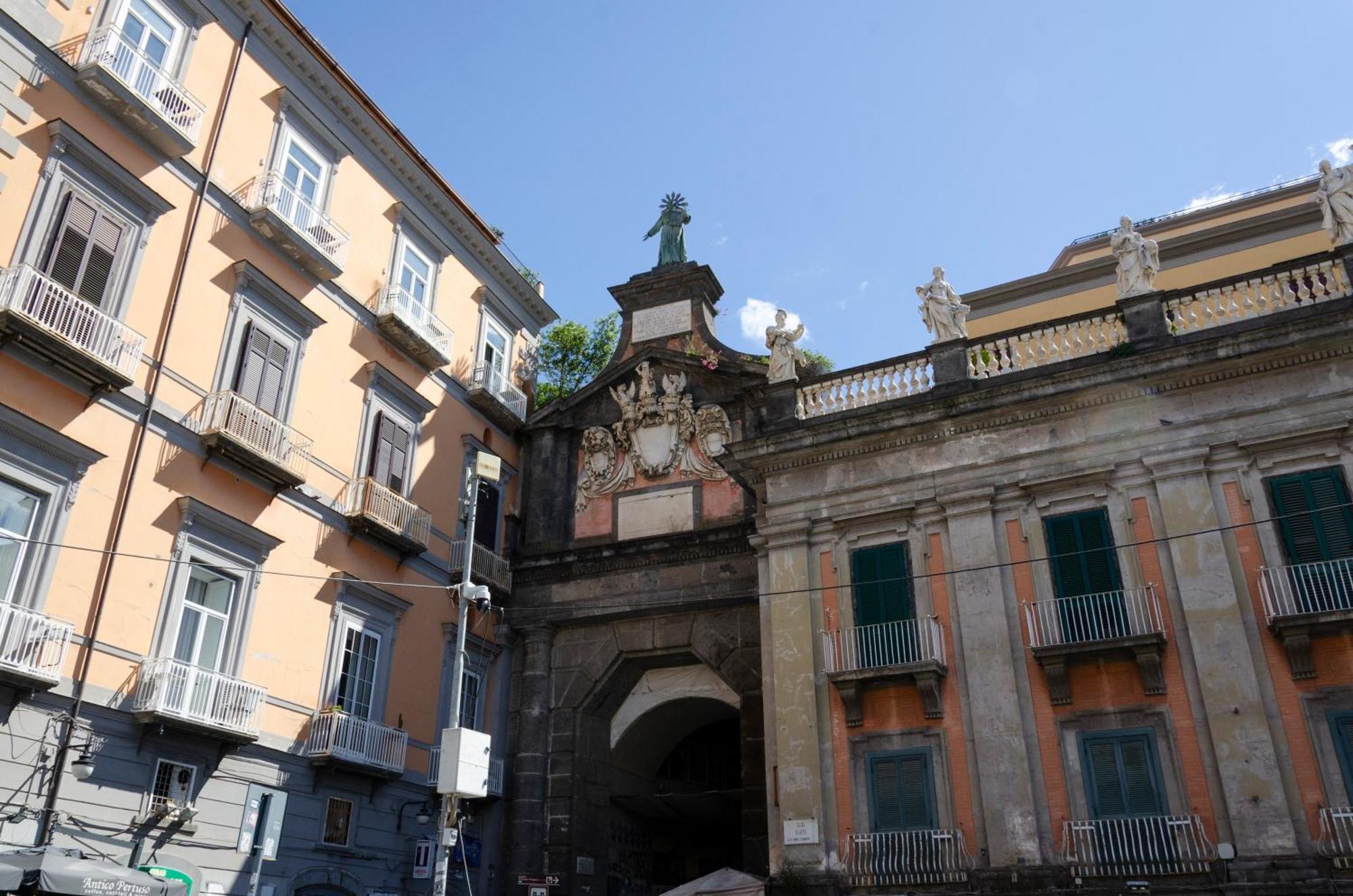 Suite Dante Naples Extérieur photo